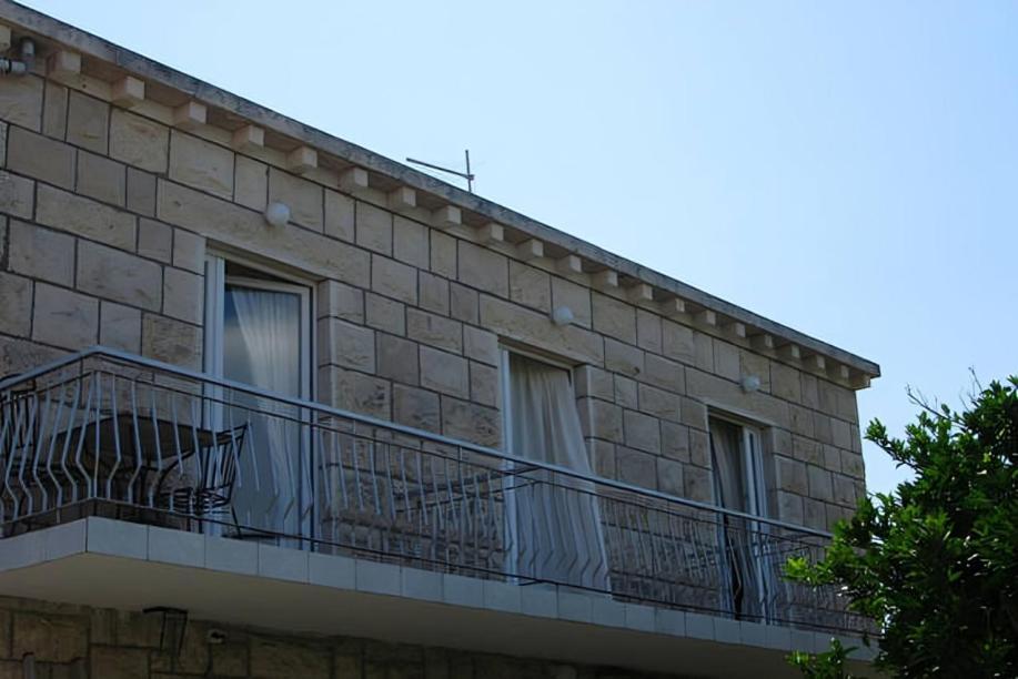 Lumbardina Apartament Lumbarda